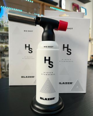 Společnost Higher Standards se spojila s firmou Blazer® a vytvořila tuto limitovanou edici hořáků . BIG SHOT TORCH byl...