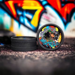 🆕Santa Cruz x Wiz Khalifa🆕 Na prodejnách a e-shopu můžeš najít tento skvělý set od (@santacruzshredder ) Santa Cruz v...